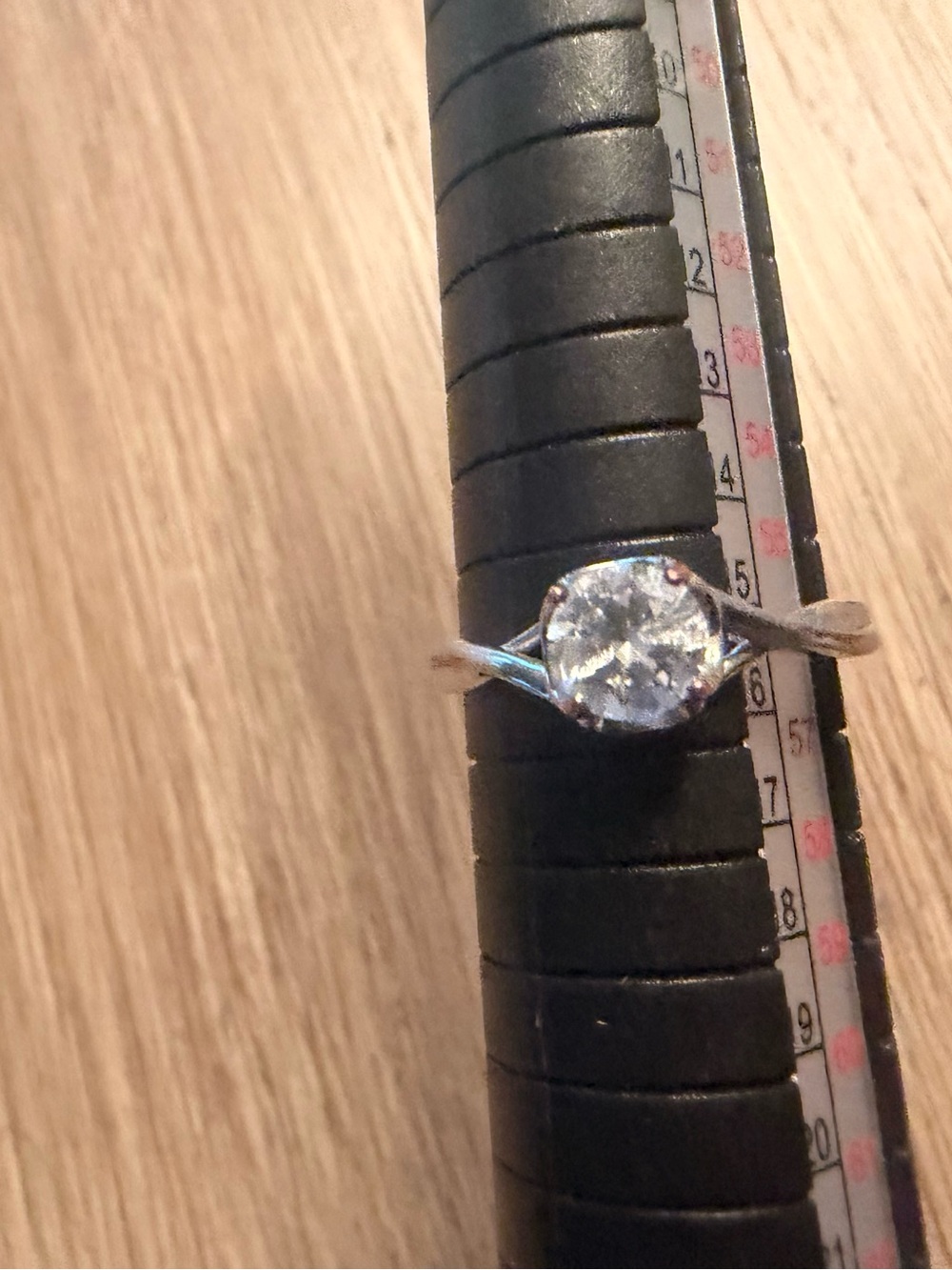 Round Faux Diamond Solitaire Silver Tone Size 8 Ring